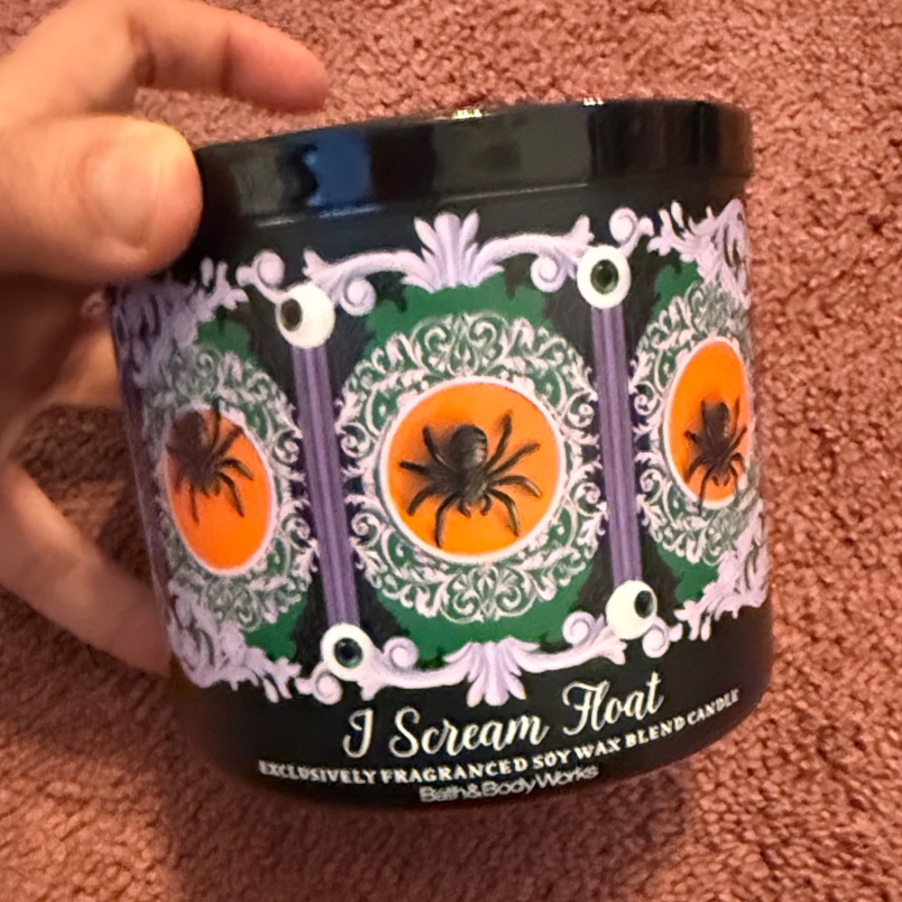 New Bath & Body Works Halloween Spider Candle I scream float